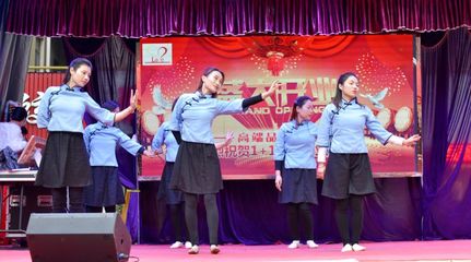 一站式婚慶服務(wù)新體驗(yàn) 1十1婚慶南江店盛大開業(yè)